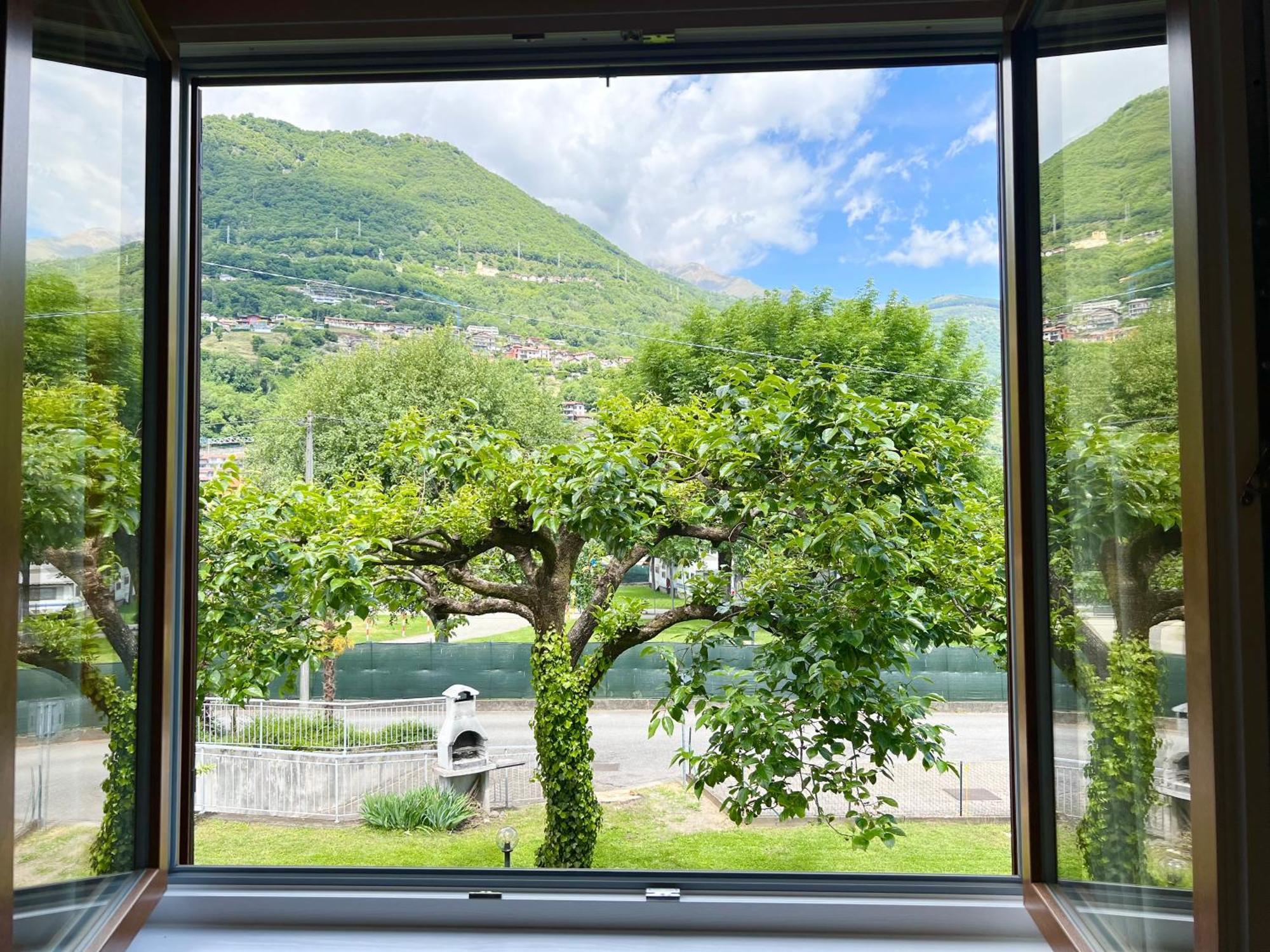 Casa Mimosa The Green View Apartment Domaso Exterior photo